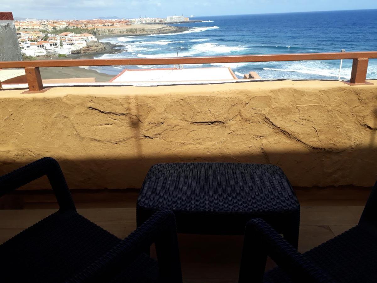 דירות Playa Del Hombre Loft With Balcony Sea View מראה חיצוני תמונה